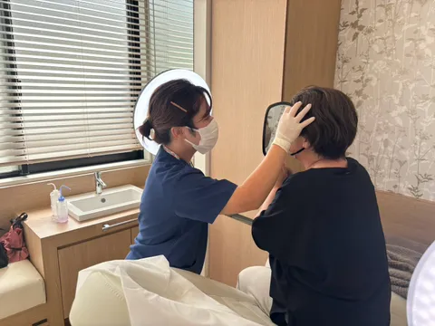 Nanaの施術風景 12